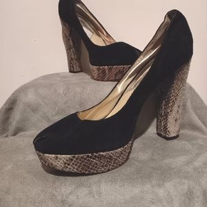 Michael Kor Black and Creme Plateform Heel